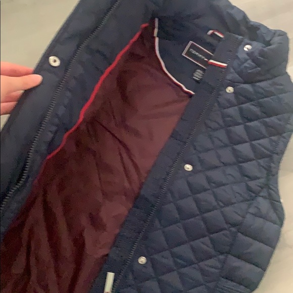 Tommy Hilfiger vest - Picture 4 of 5